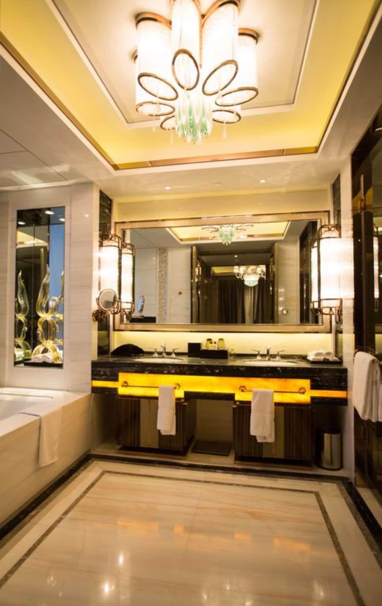 Wanda Vista Lanzhou Hotel Exterior photo