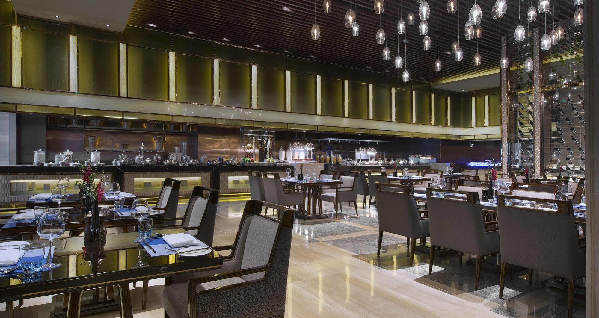 Wanda Vista Lanzhou Hotel Exterior photo