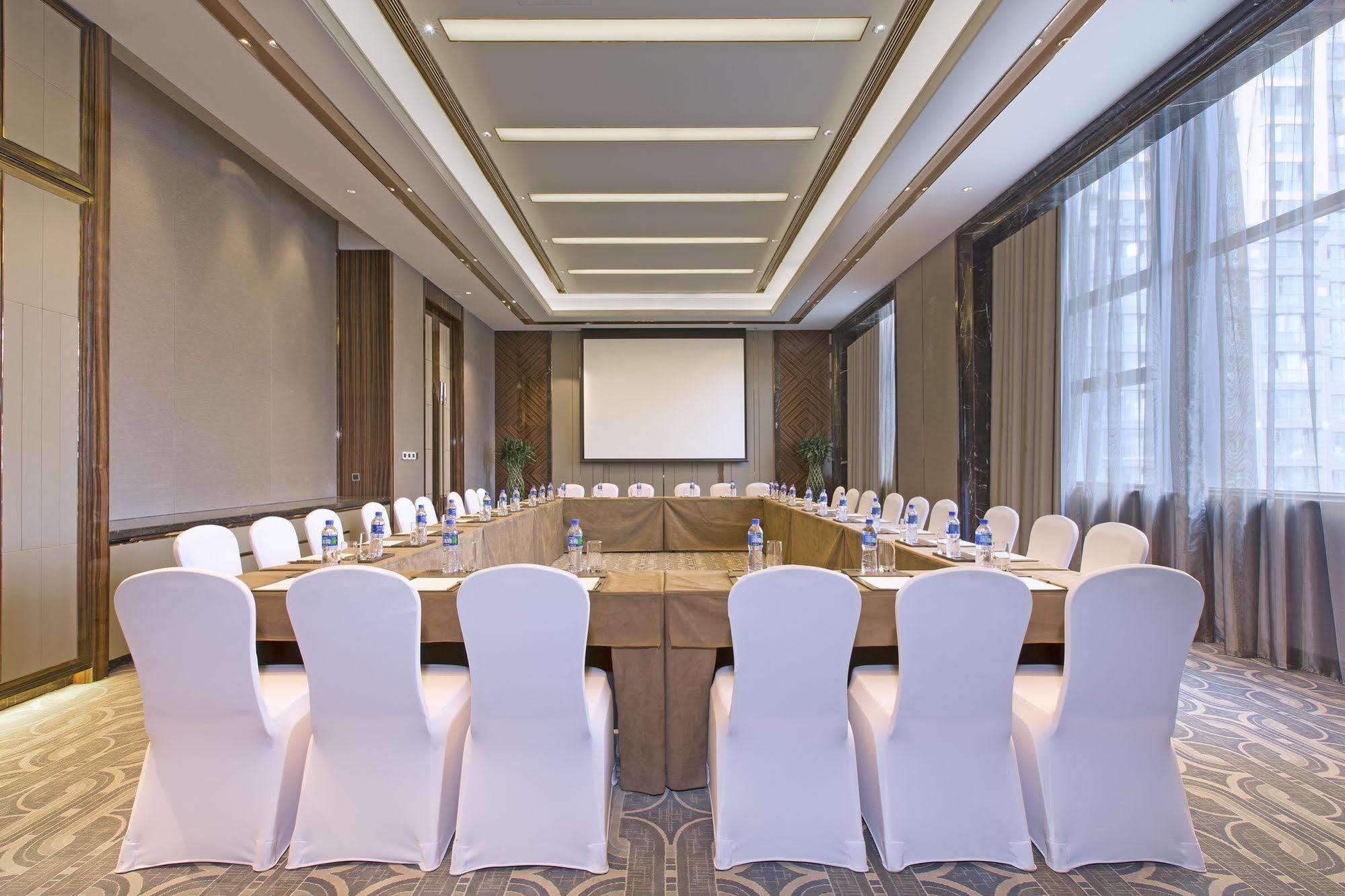 Wanda Vista Lanzhou Hotel Exterior photo